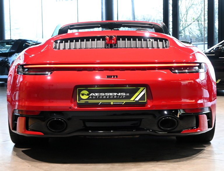 Porsche 992 Carrera 4S