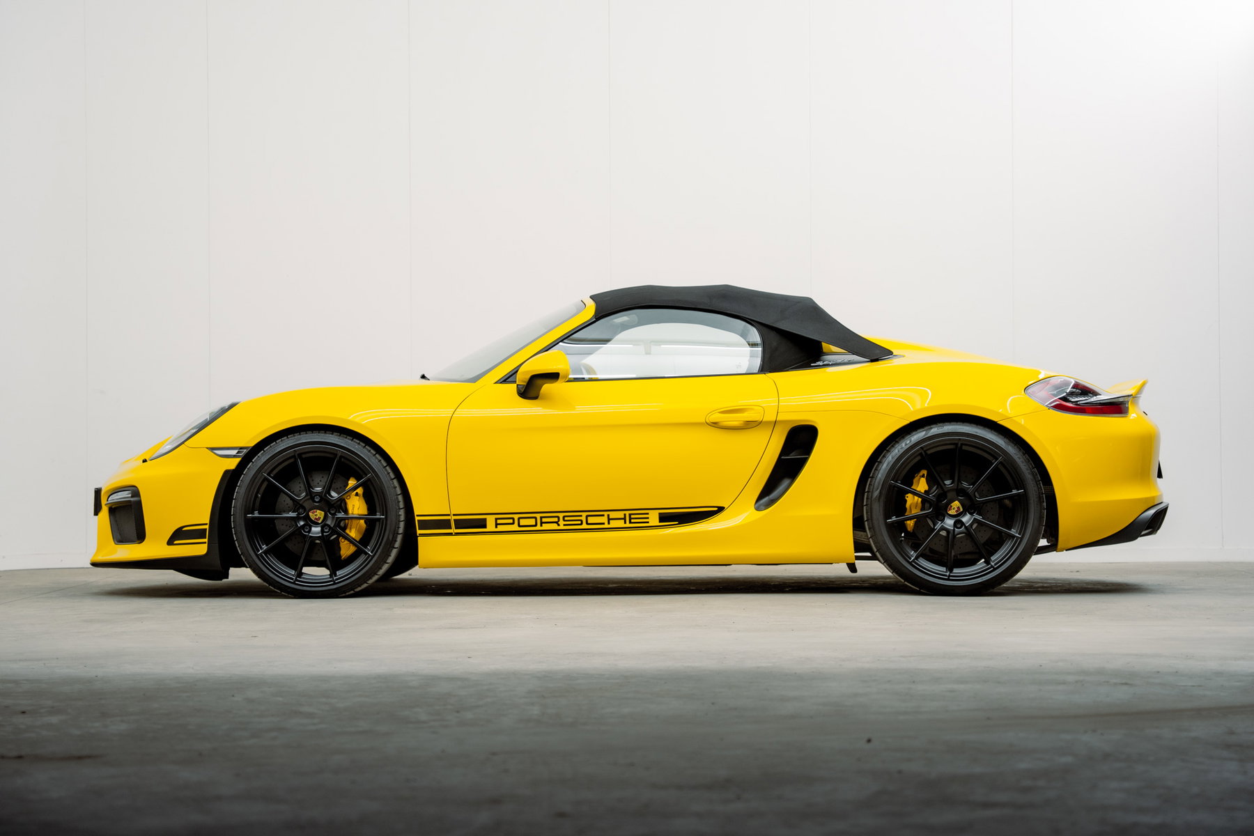 Porsche 981 Boxster Spyder 2016 - elferspot.com - Marketplace for