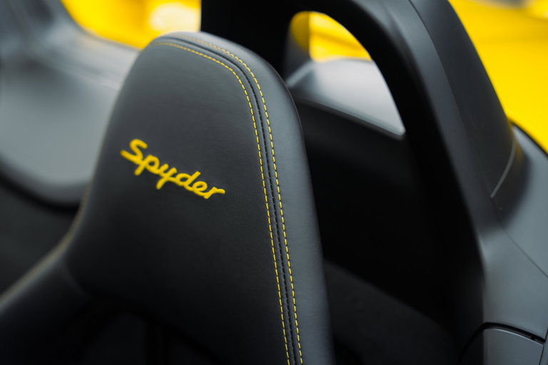 Porsche 981 Boxster Spyder