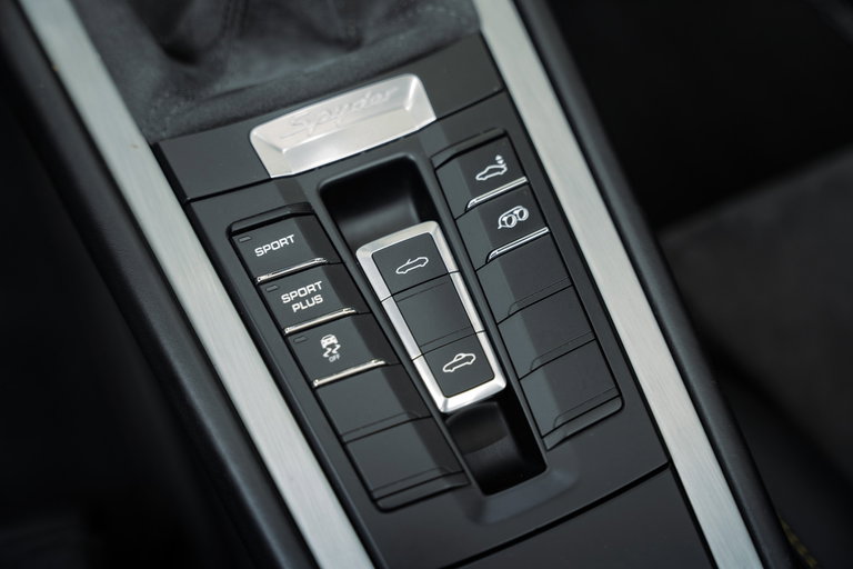 Porsche 981 Boxster Spyder