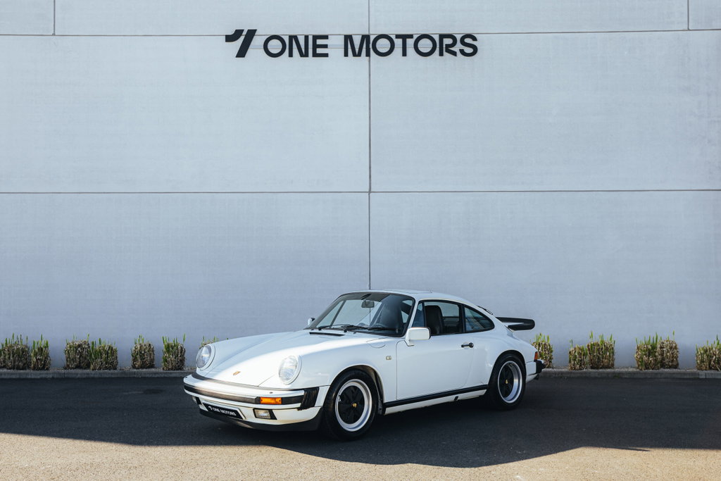 Porsche 911 Carrera 3.2