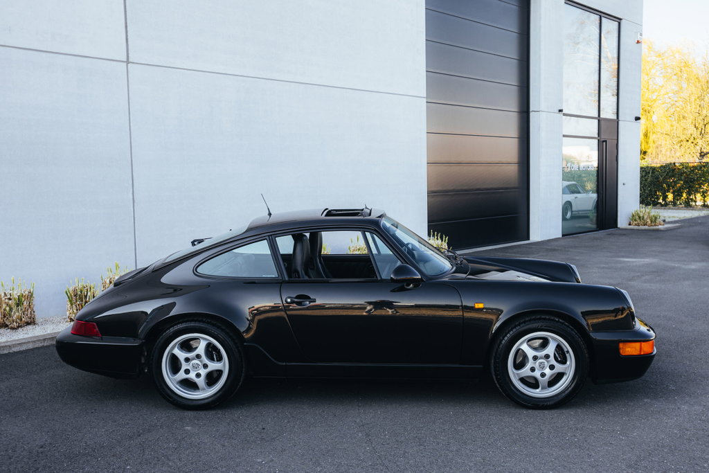 Porsche 964 Carrera 4