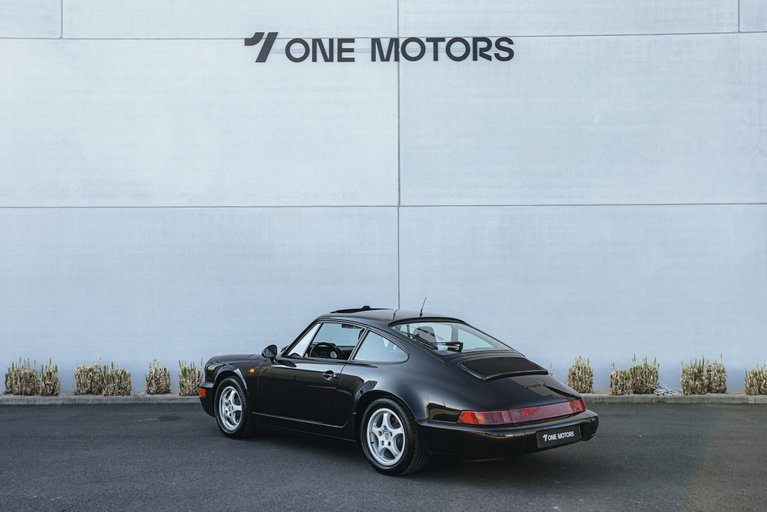 Porsche 964 Carrera 4