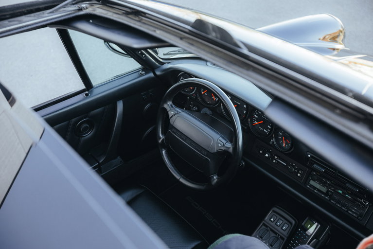 Porsche 964 Carrera 4
