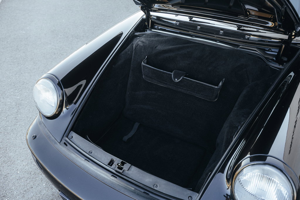 Porsche 964 Carrera 4