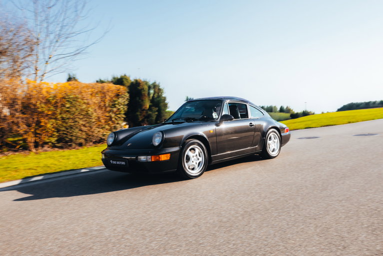Porsche 964 Carrera 4