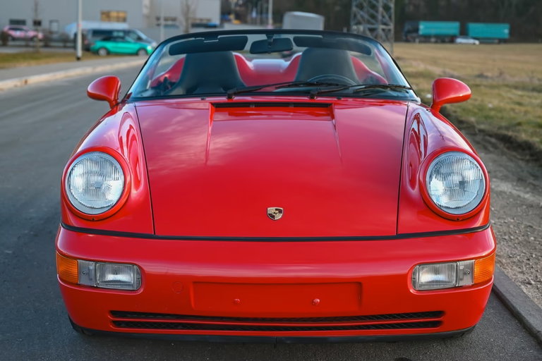 Porsche 964 Carrera 2 Speedster