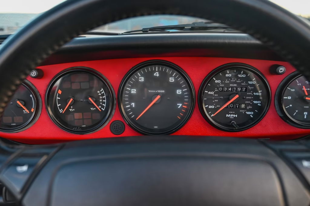 Porsche 964 Carrera 2 Speedster