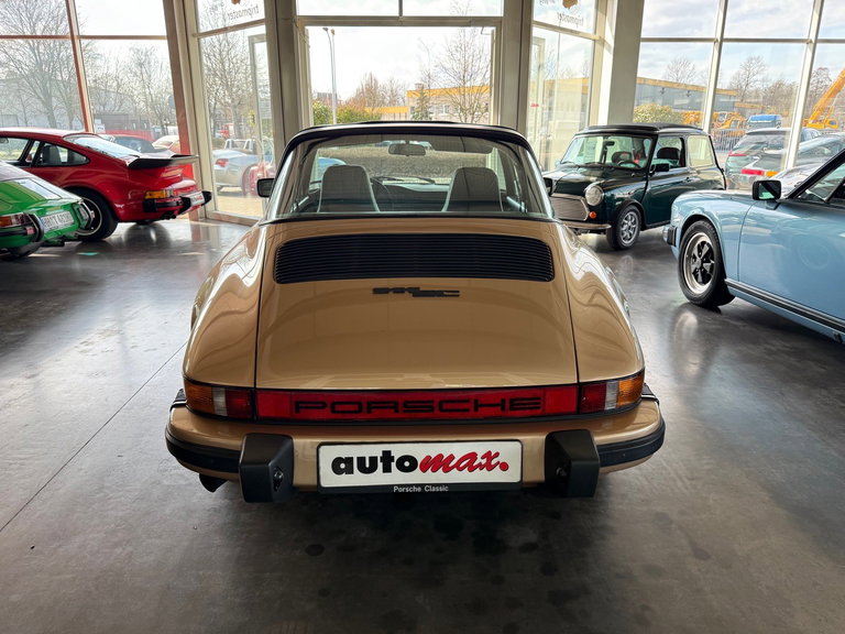 Porsche 911 SC