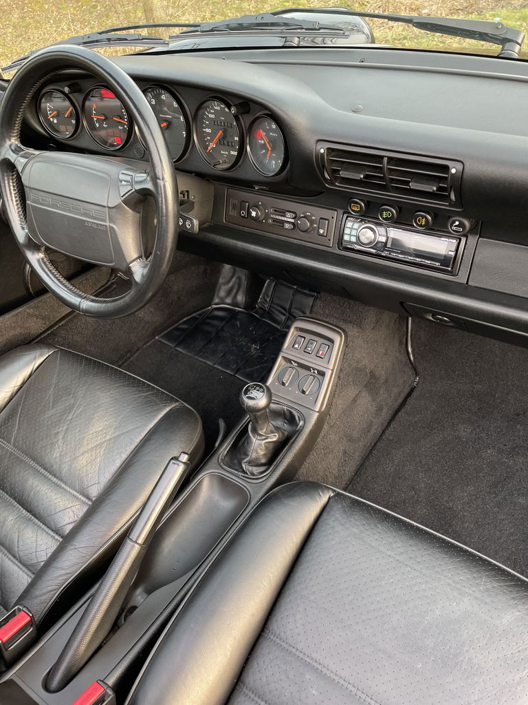 Porsche 964 Carrera 4