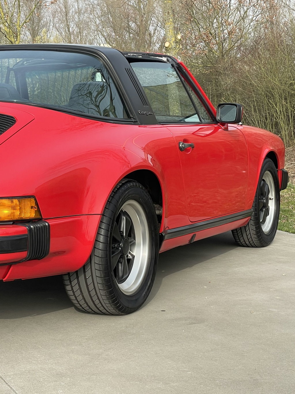 Porsche 911 Carrera 3.2 (US)