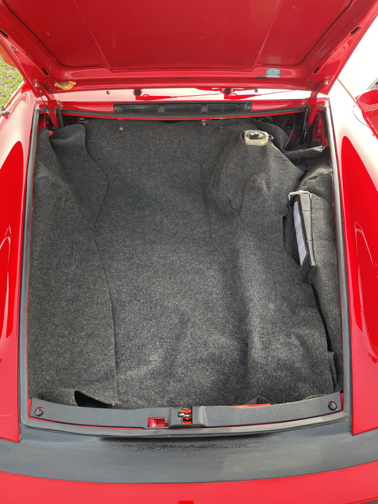 Porsche 911 Carrera 3.2 (US)