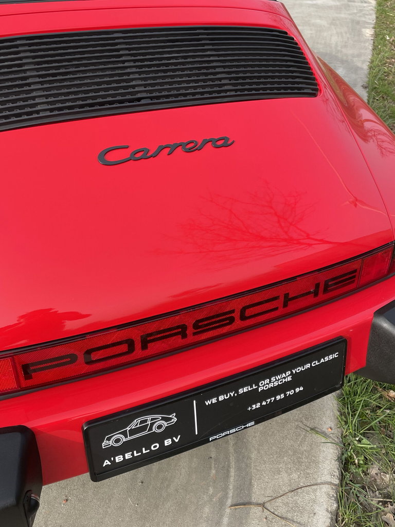 Porsche 911 Carrera 3.2 (US)