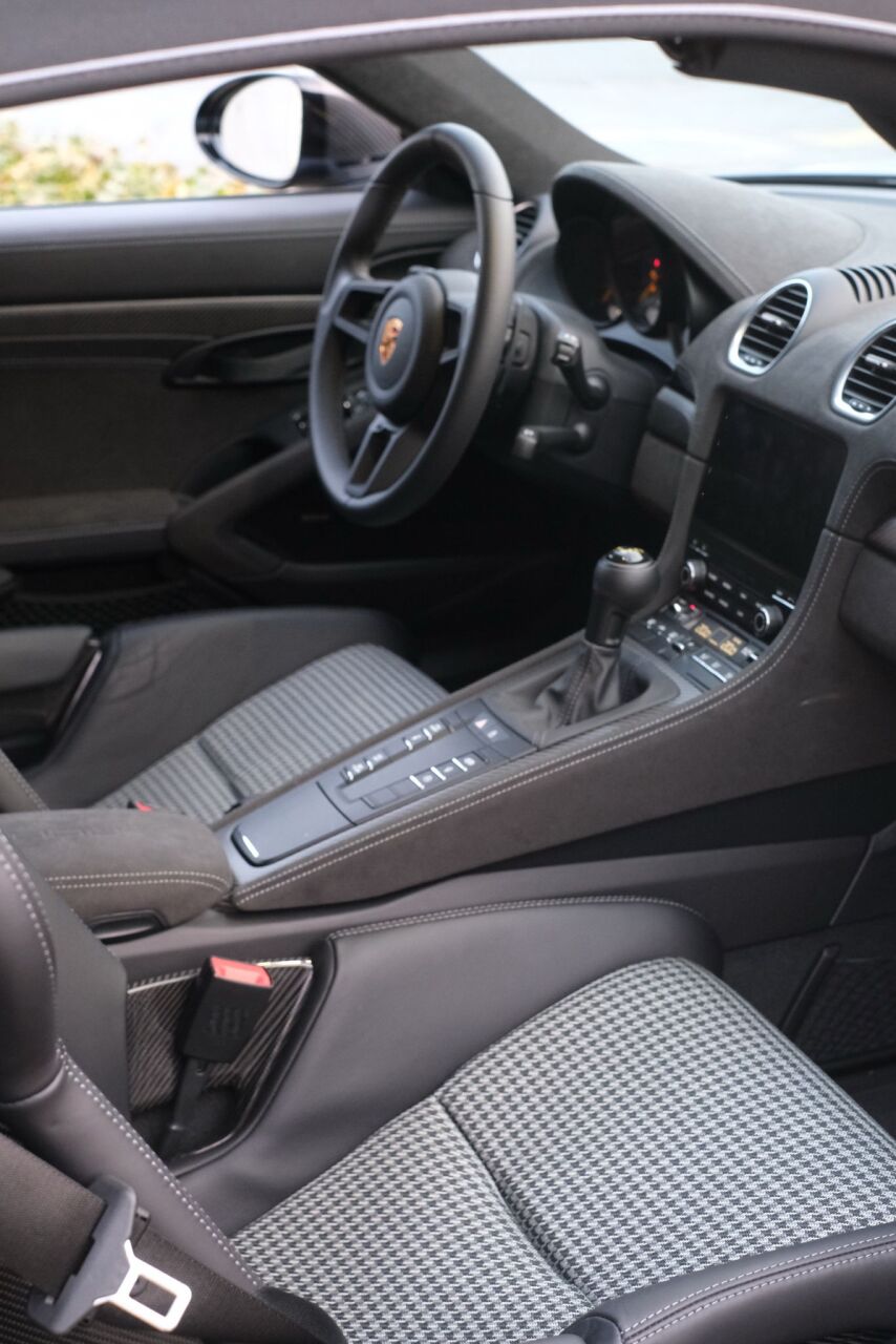 Porsche 718 Spyder RS