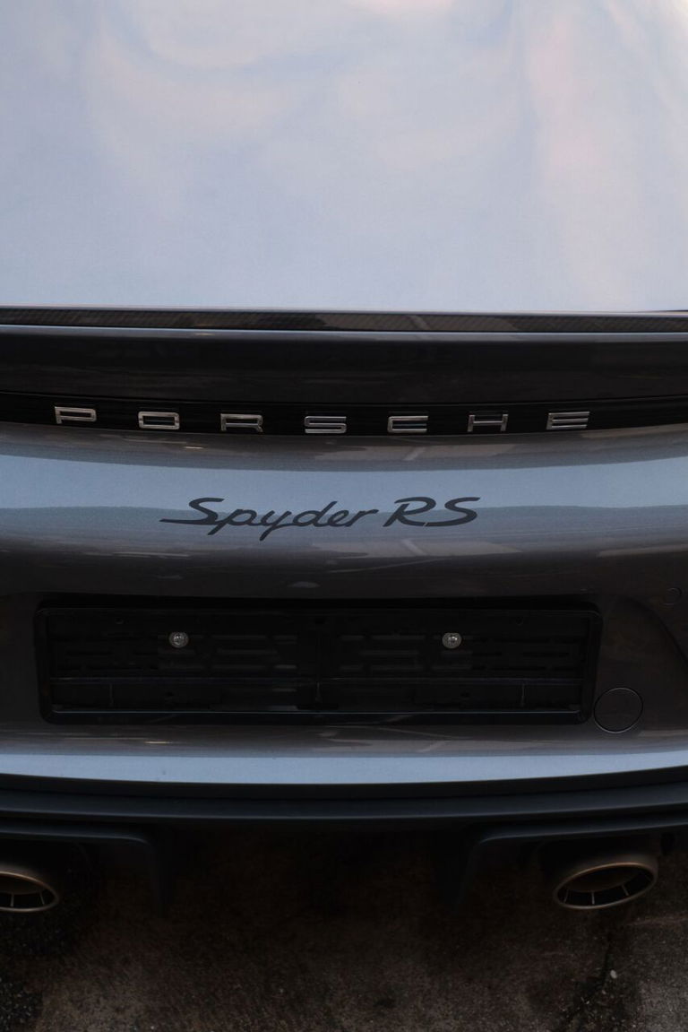 Porsche 718 Spyder RS