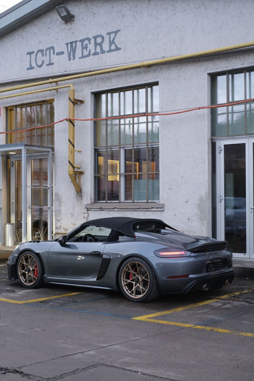 Porsche 718 Spyder RS