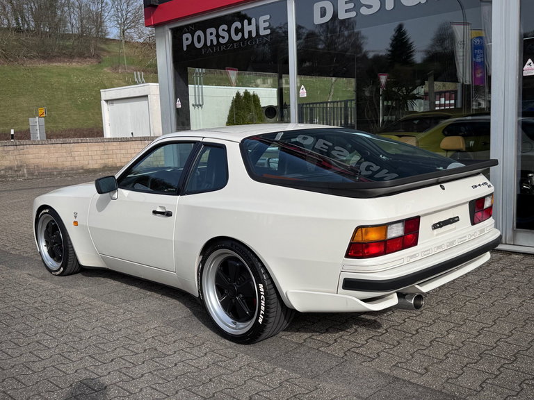 Porsche 944 S2 Coupé