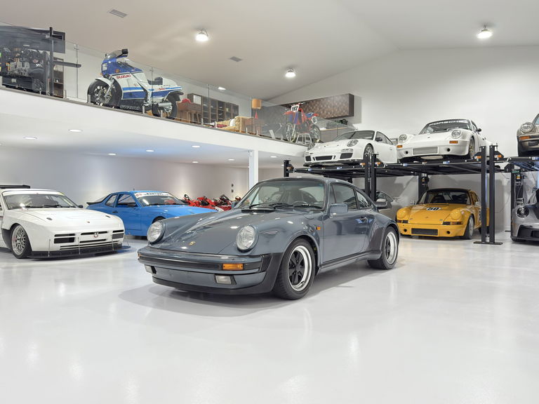 Porsche 911 Turbo 3.3 