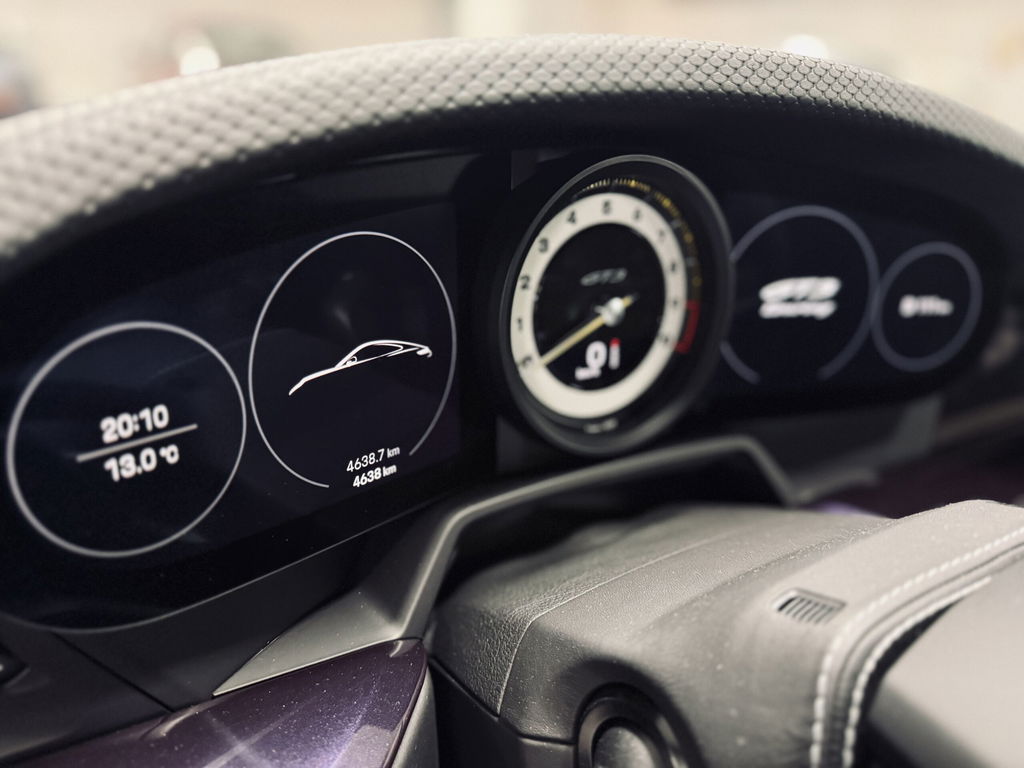 Porsche 992 GT3 Touring