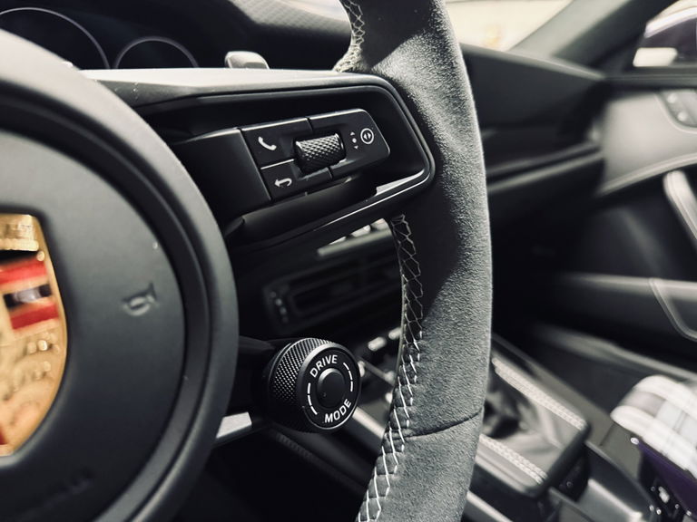 Porsche 992 GT3 Touring