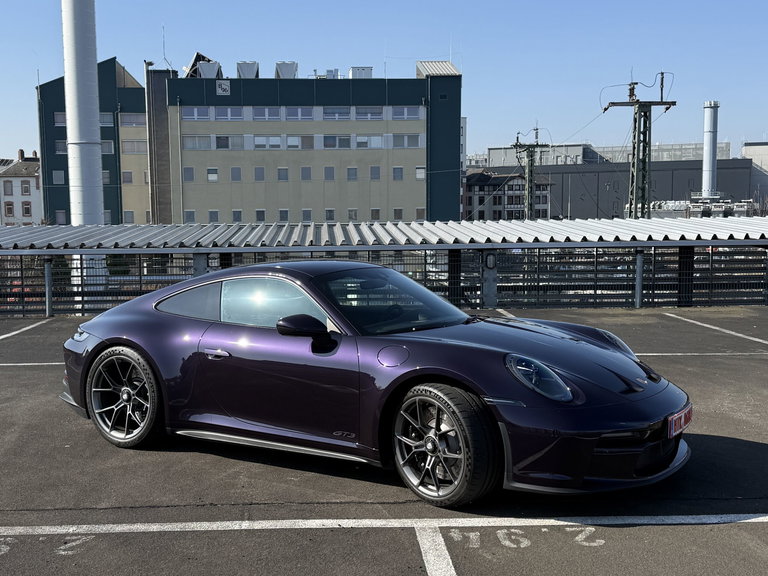 Porsche 992 GT3 Touring