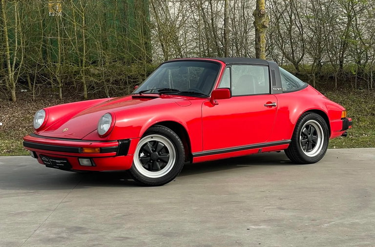 Porsche 911 Carrera 3.2 