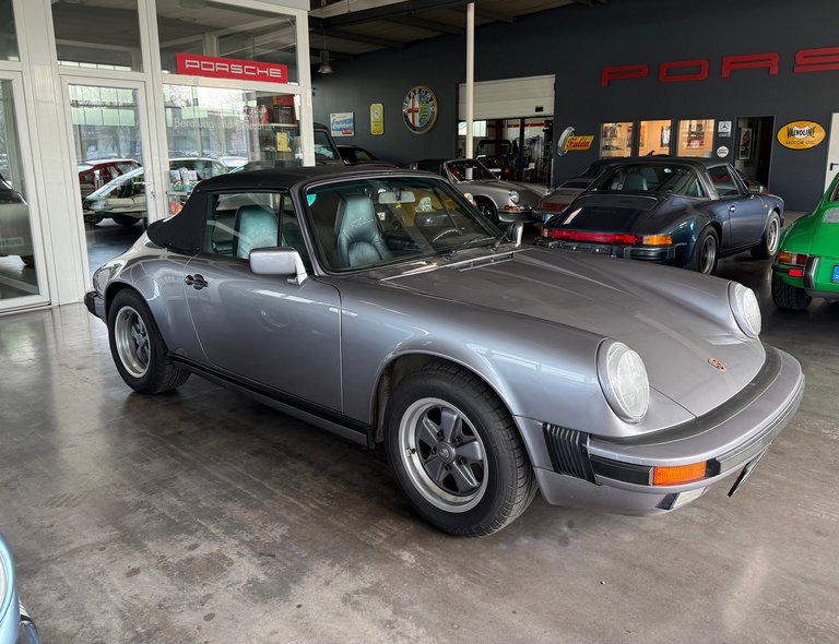 Porsche 911 Carrera 3.2