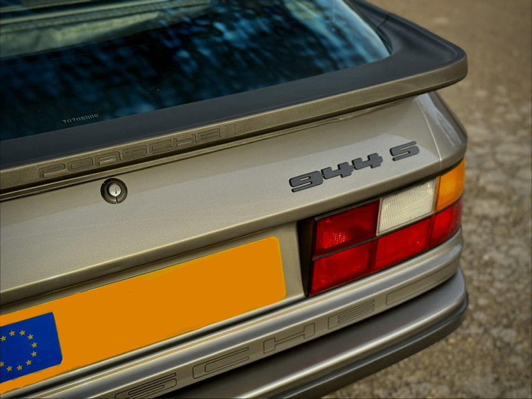 Porsche 944 S Coupé