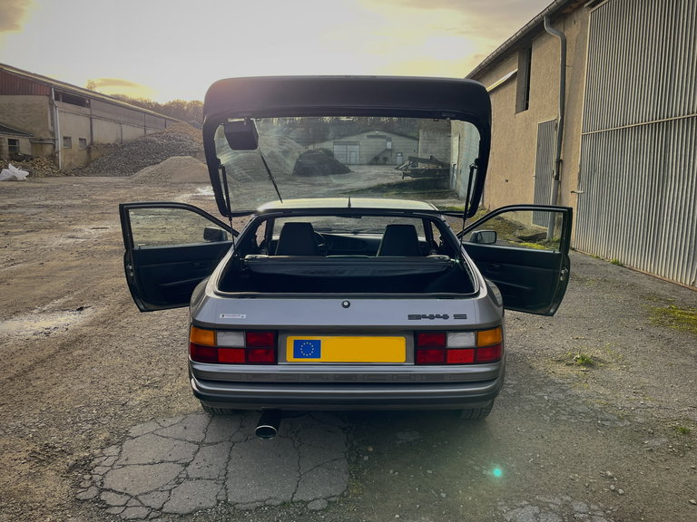 Porsche 944 S Coupé