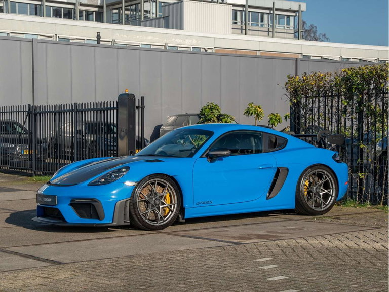 Porsche 718 Cayman GT4 RS