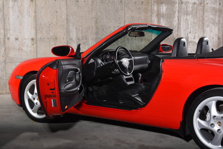 Porsche 996 Carrera 4