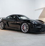 Porsche 718 Cayman GT4