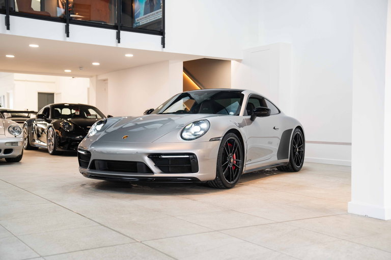 Porsche 992 Carrera GTS