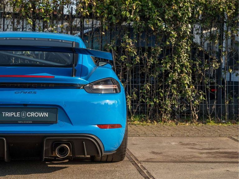 Porsche 718 Cayman GT4 RS