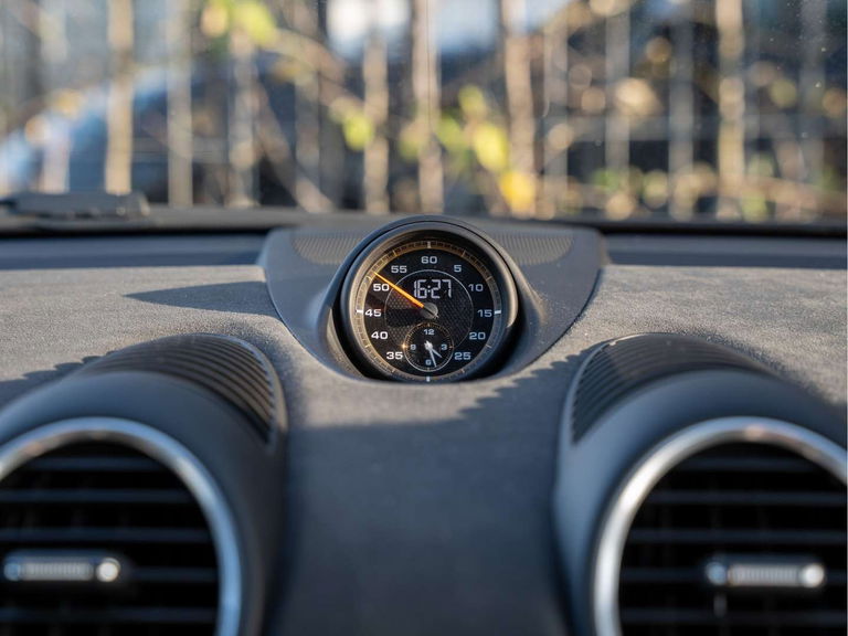 Porsche 718 Cayman GT4 RS