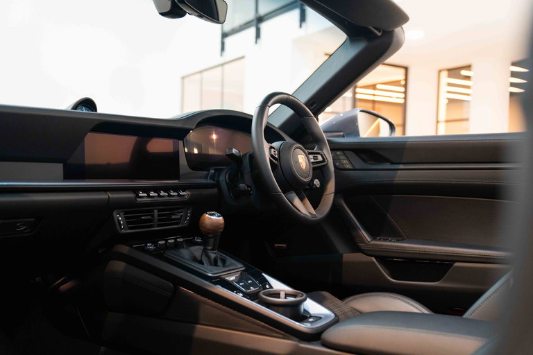 Porsche 992.2 Carrera T