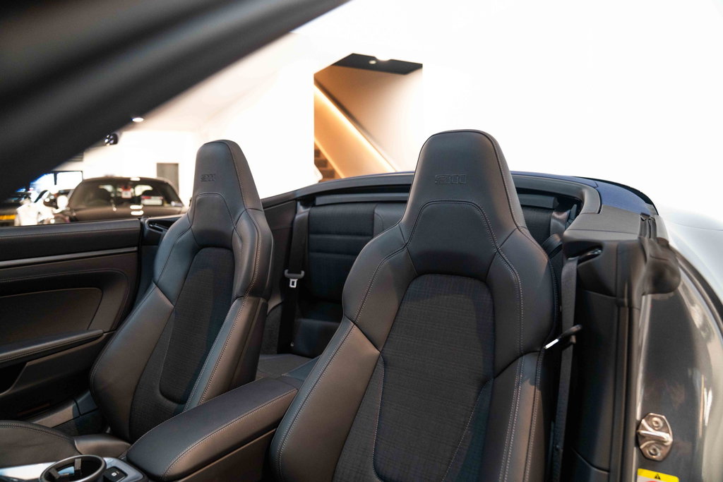 Porsche 992.2 Carrera T