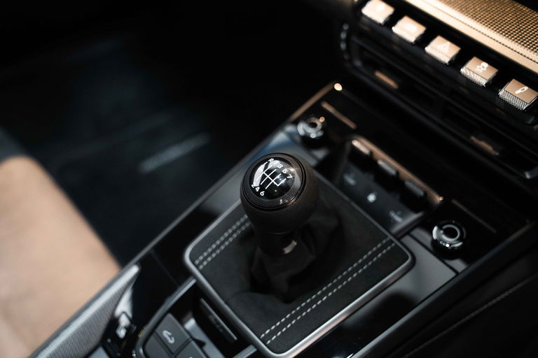 Porsche 992 Carrera GTS