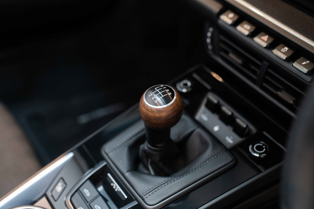 Porsche 992.2 Carrera T