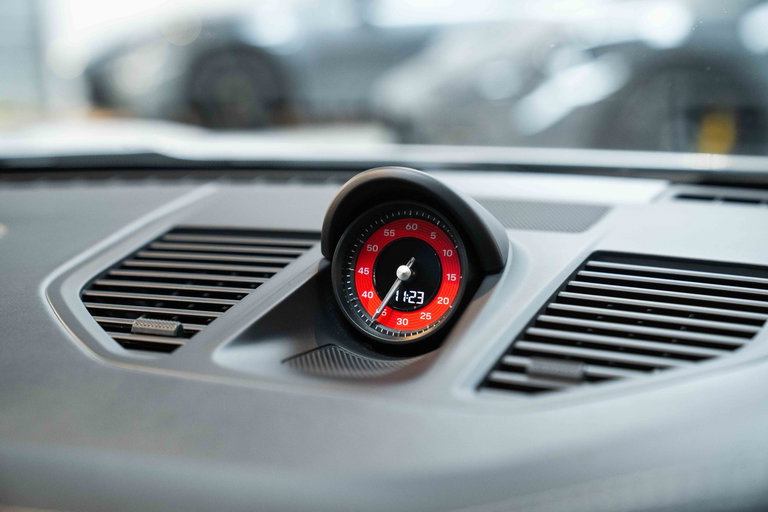 Porsche 992 Carrera GTS
