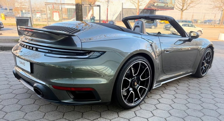 Porsche 992 Turbo