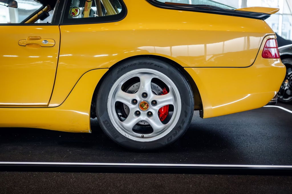 Porsche 968 Club Sport