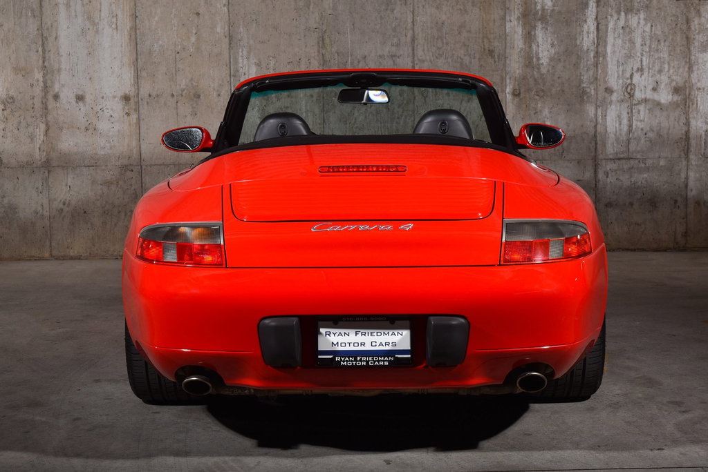 Porsche 996 Carrera 4