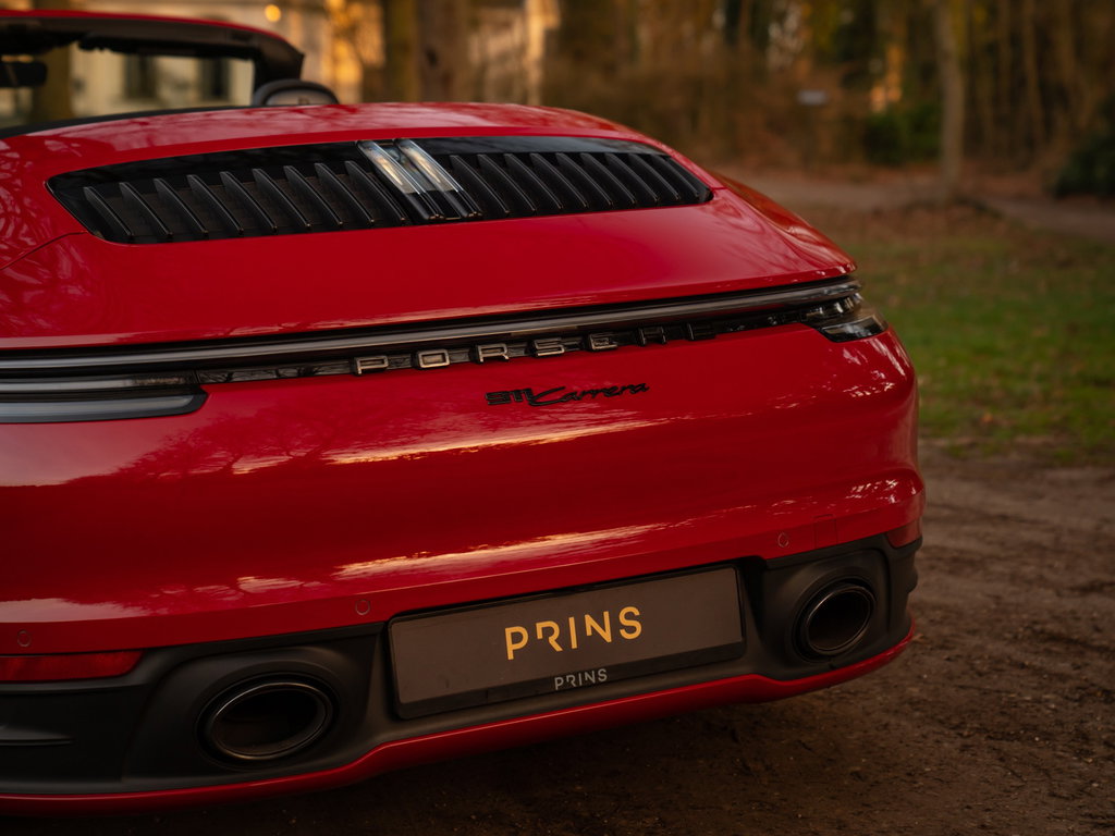 Porsche 992 Carrera