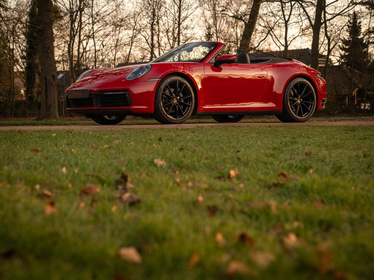 Porsche 992 Carrera