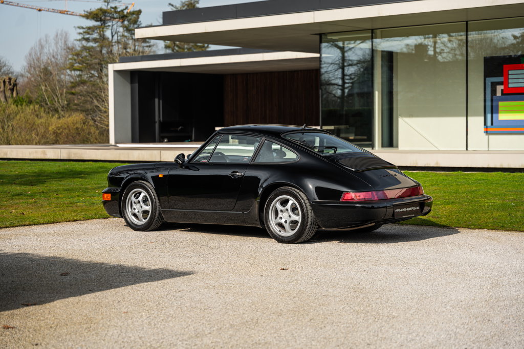 Porsche 964 Carrera 4