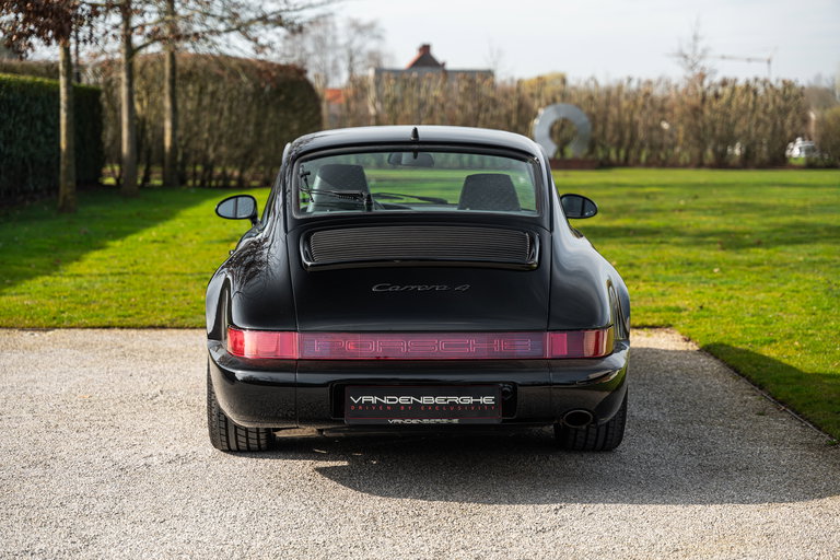 Porsche 964 Carrera 4