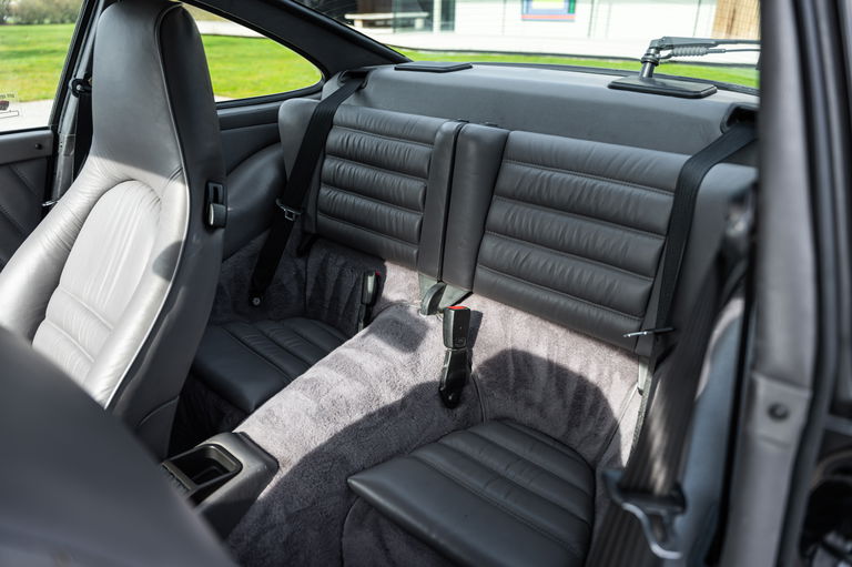 Porsche 964 Carrera 4