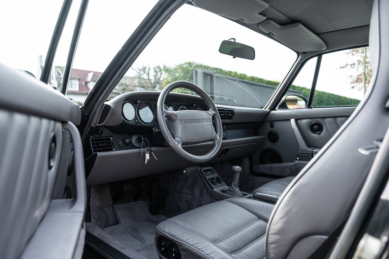 Porsche 964 Carrera 4