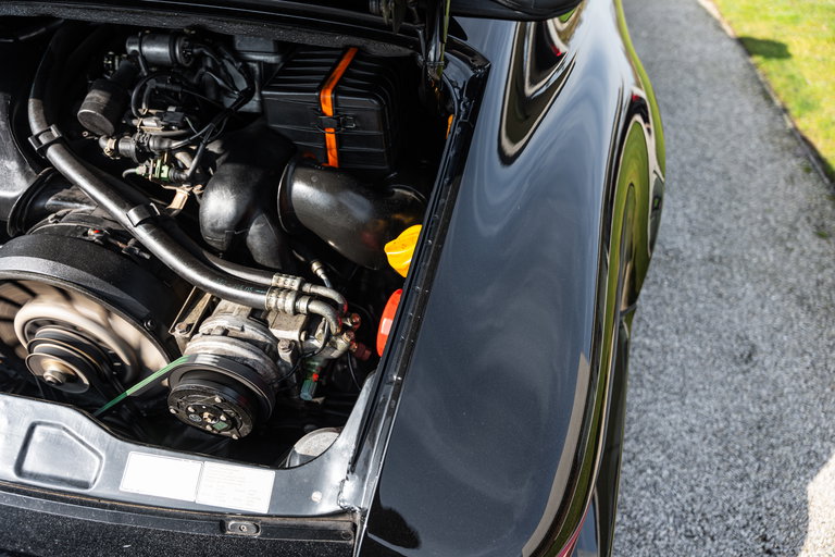 Porsche 964 Carrera 4